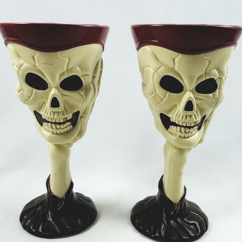 Skeleton Skull Goblets 4 pc Halloween Gothic Spooky Chalice Prop Horror Haunted